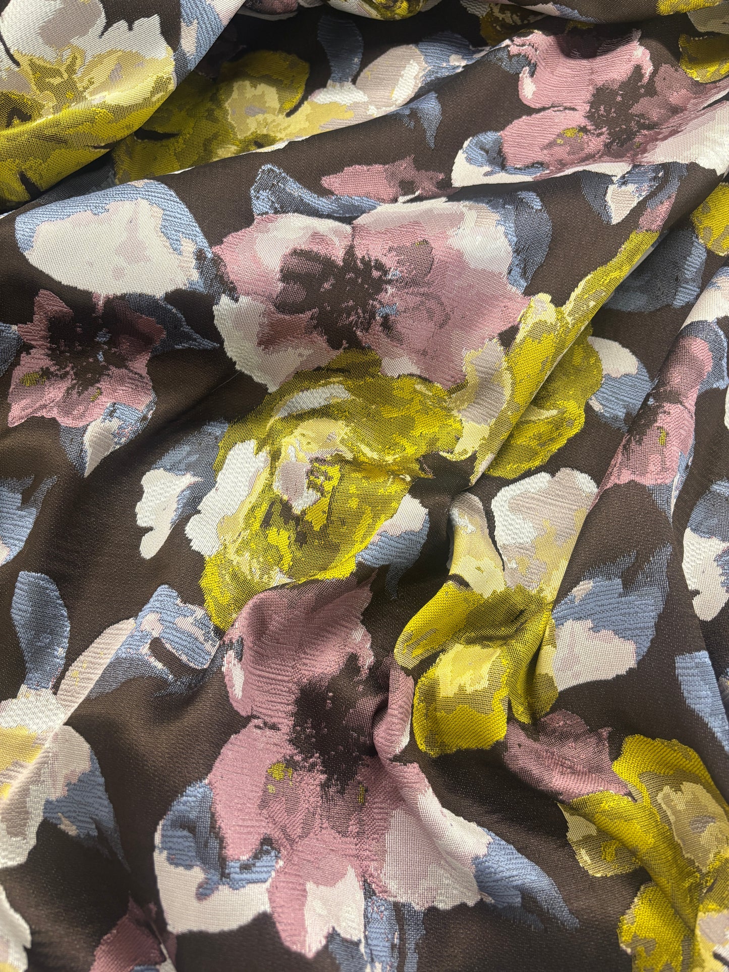 JACQUARD TASHKEN FLORES