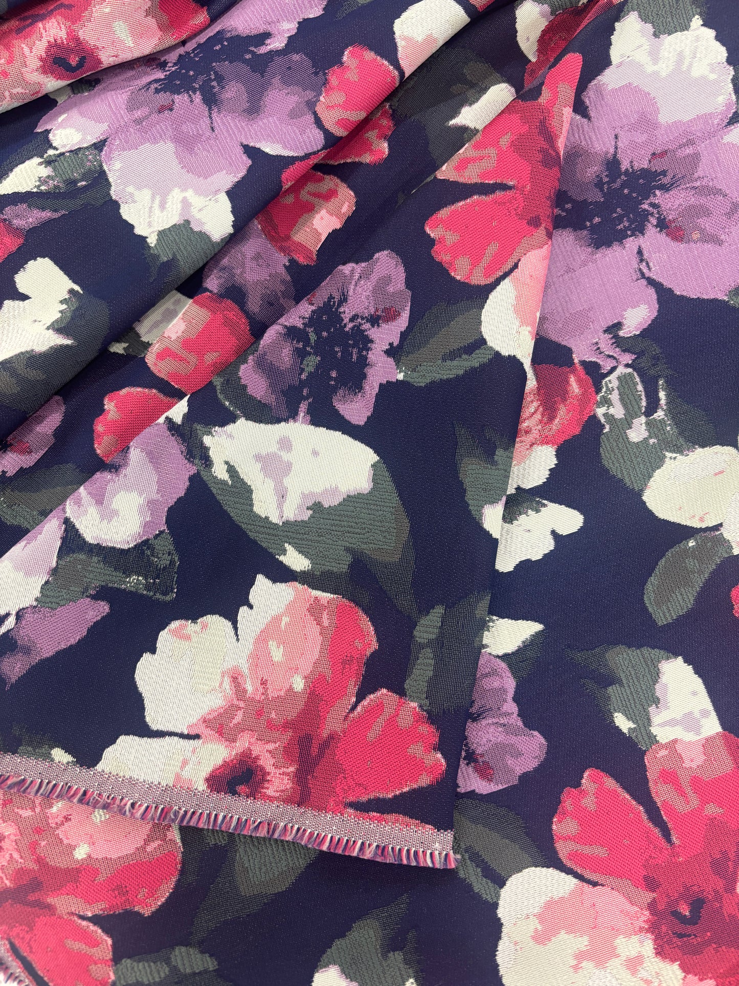 JACQUARD TASHKEN FLORES