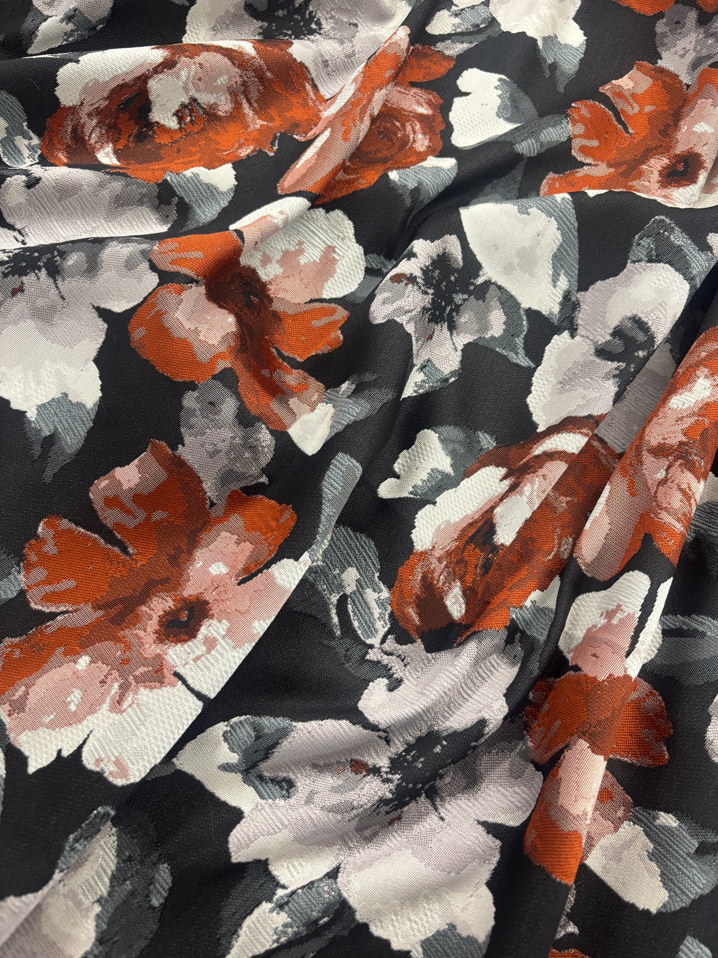 JACQUARD TASHKEN FLORES