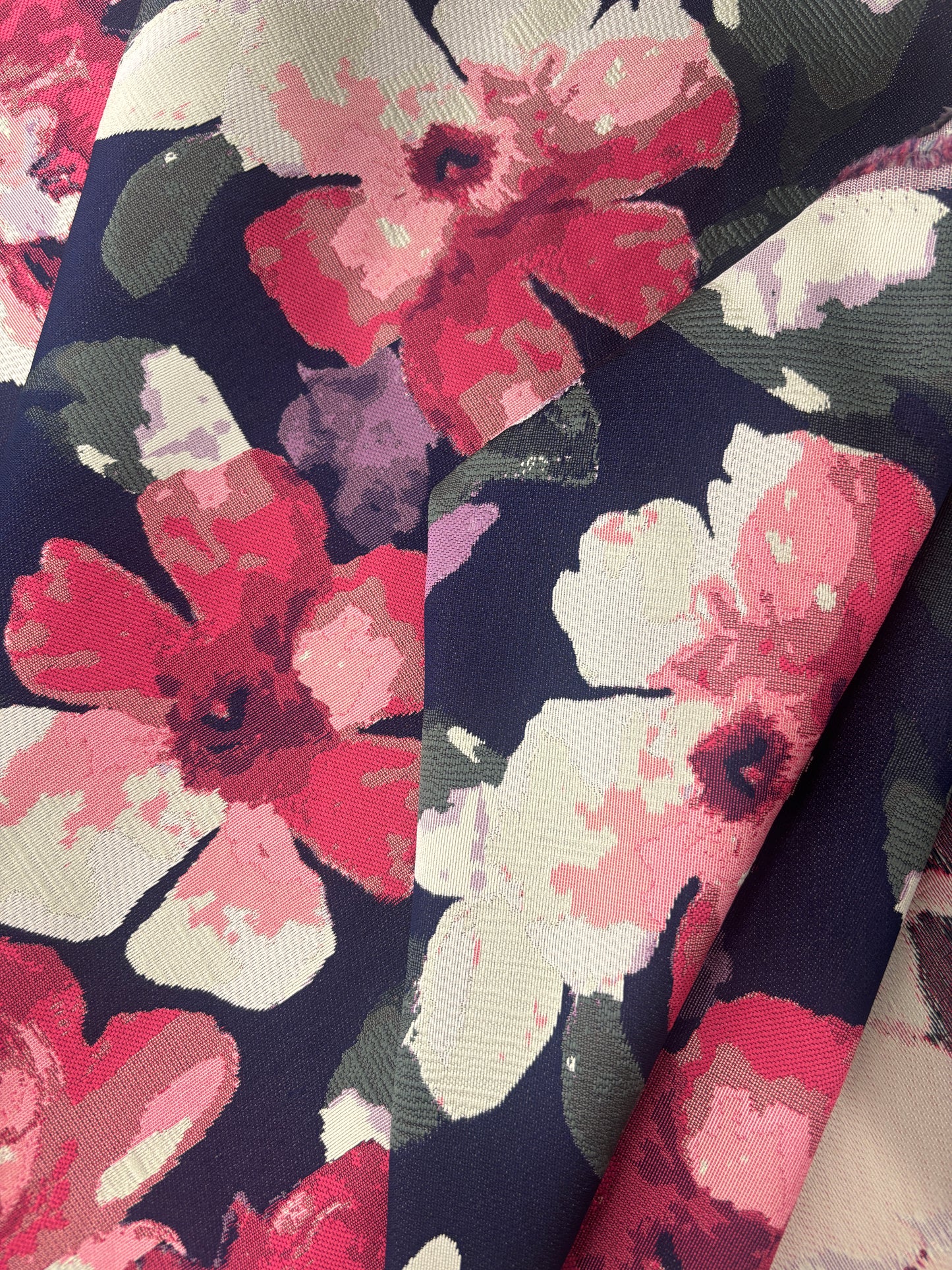 JACQUARD TASHKEN FLORES